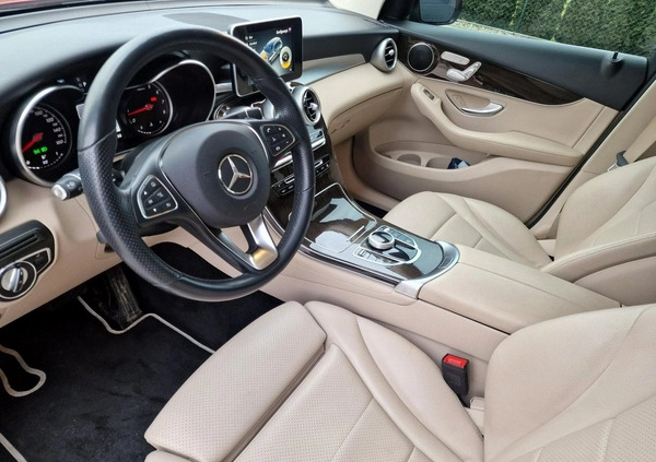 Mercedes-Benz GLC cena 143000 przebieg: 111000, rok produkcji 2019 z Drawsko Pomorskie małe 742